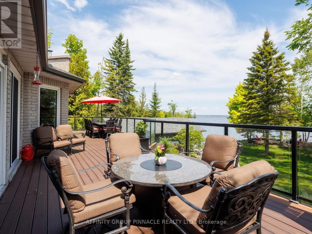 90 Mcgregor Drive, Pigeon Lake