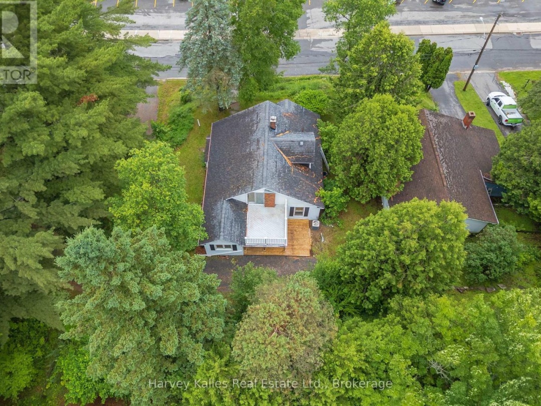16 MANOMINEE STREET, 