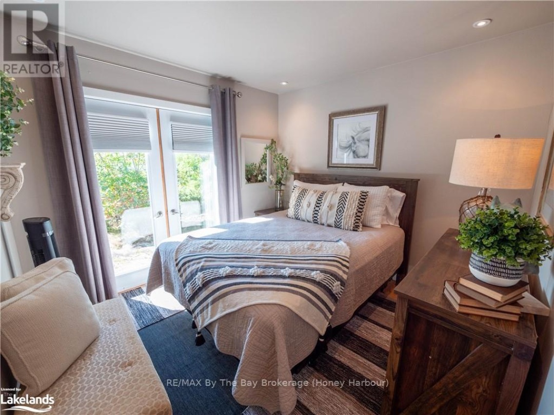 4476 Is 1040/Little Beausoleil, Georgian Bay