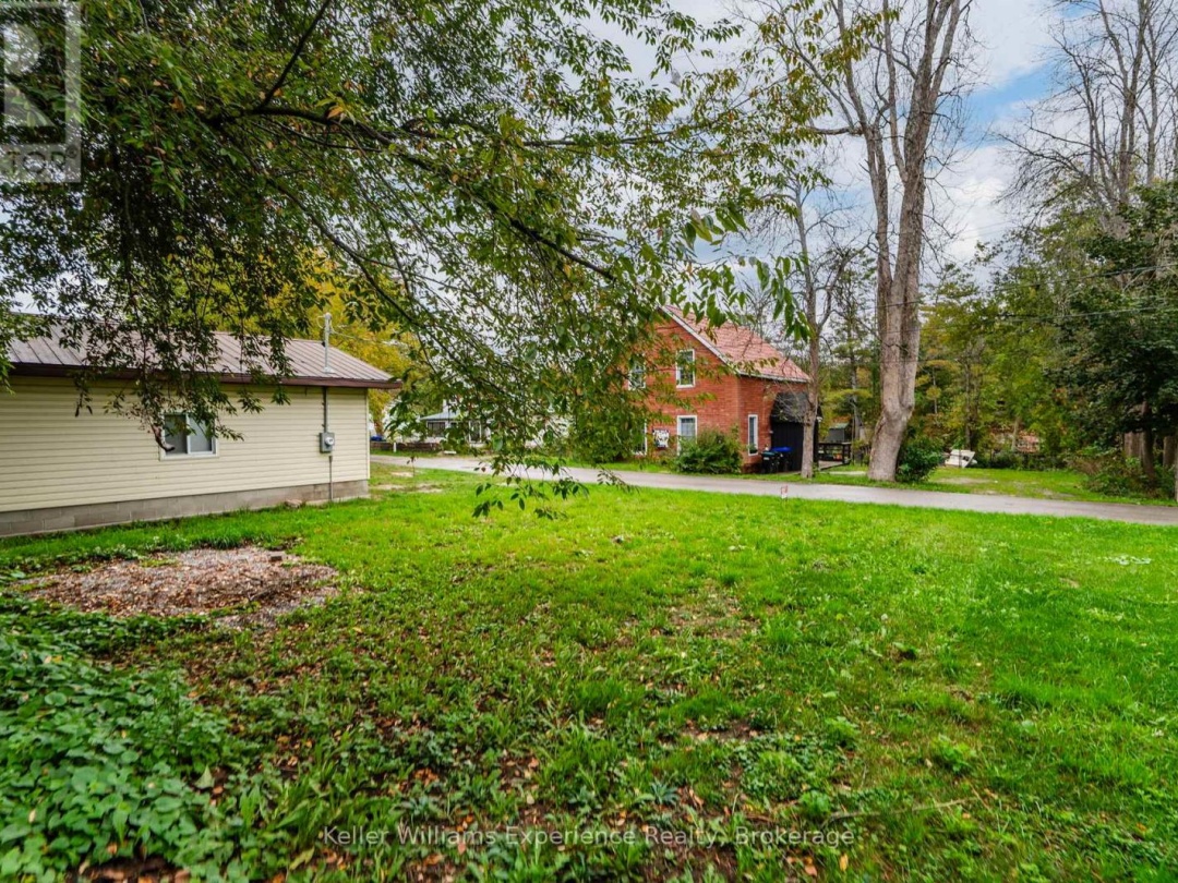 3355 MUSKOKA STREET, 