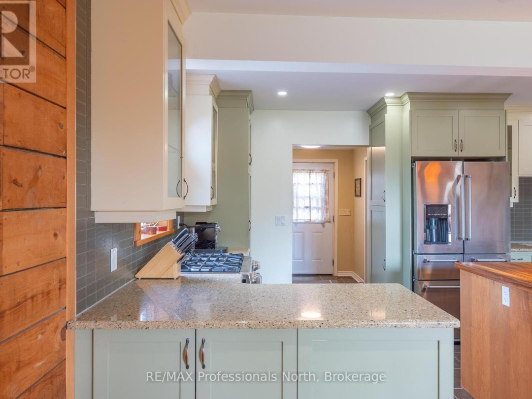 1110 SEDGWICK ROAD, 