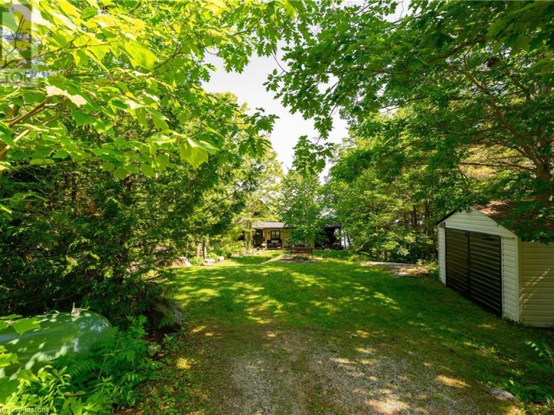 990 HASKETT'S Drive, 