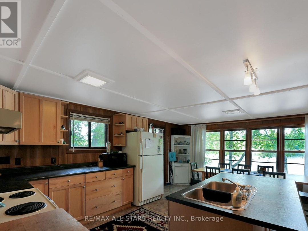 1233 Crystal Lake Road, Crystal Lake