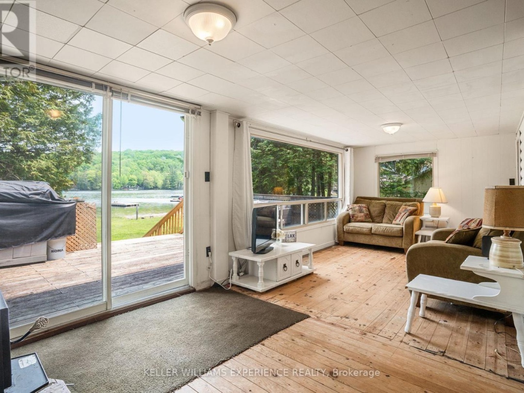 1049 Elsie Bay Road, Horseshoe Lake