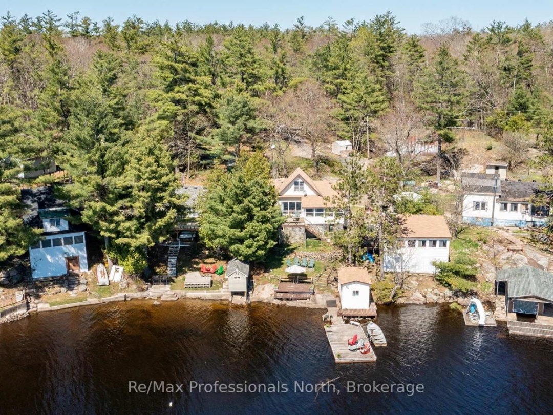 1055 Evanswood Drive, Morrison Lake