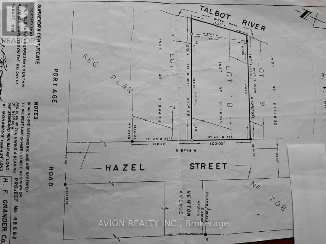 8 Hazel Street, Talbot Lake