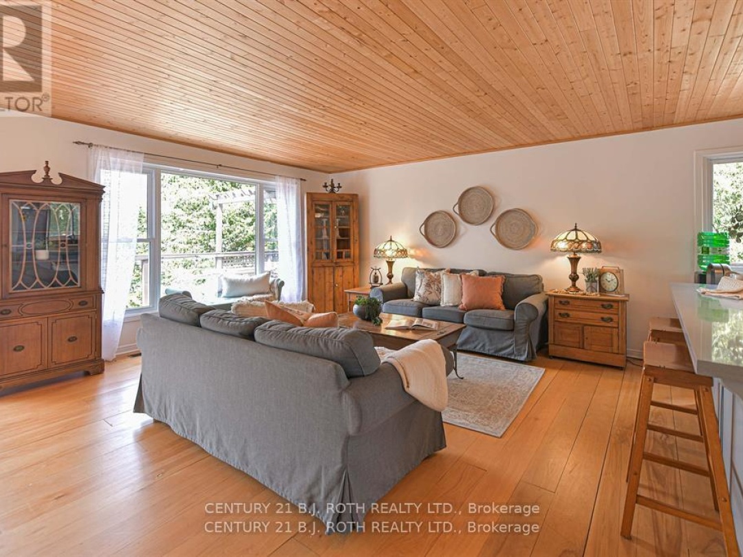 71 CAMPBELL BEACH ROAD, 