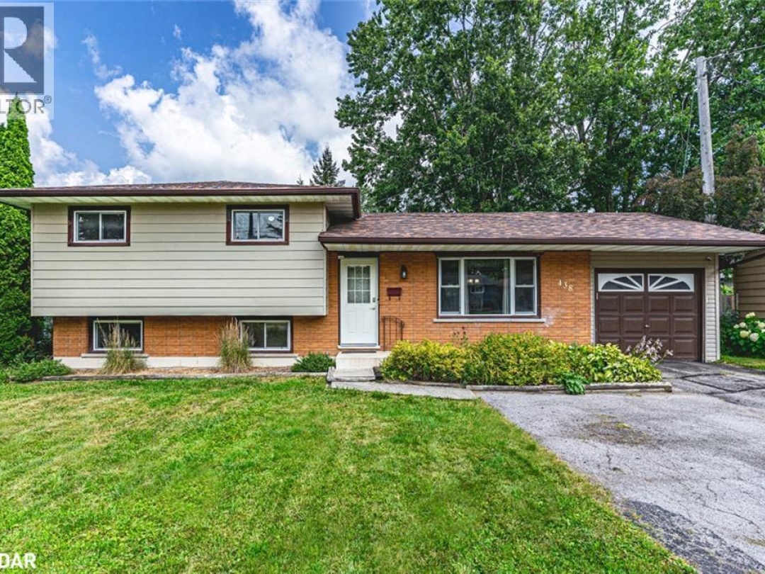 438 FOREST Avenue S, 