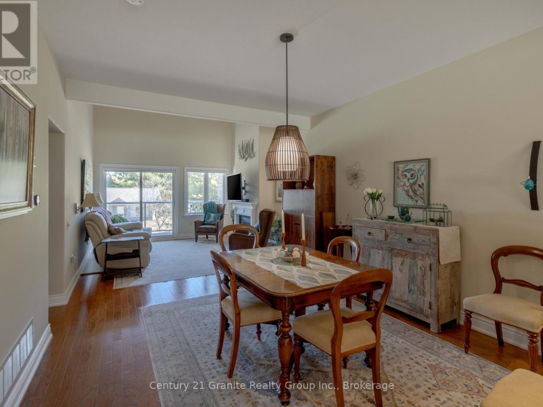 44 WEBB CIRCLE, 