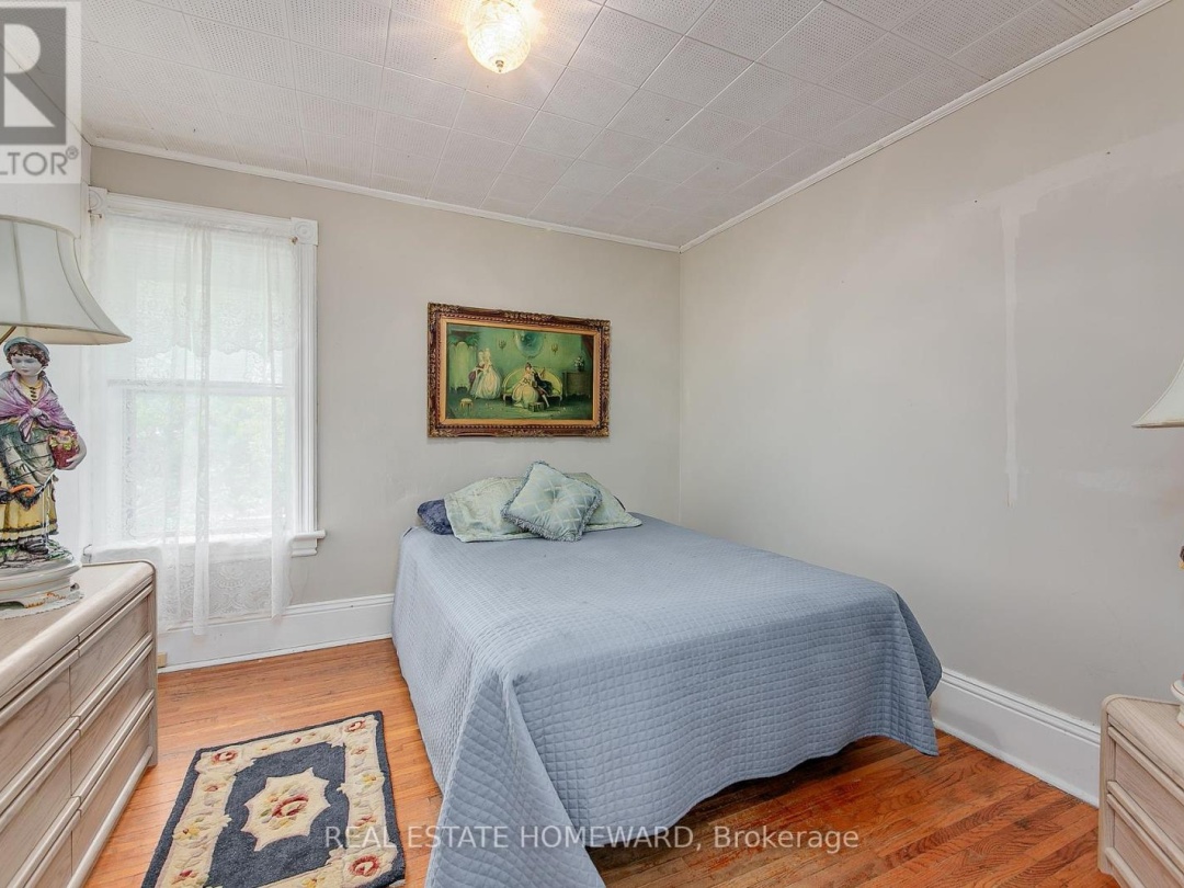75 PATRICK STREET, Orillia