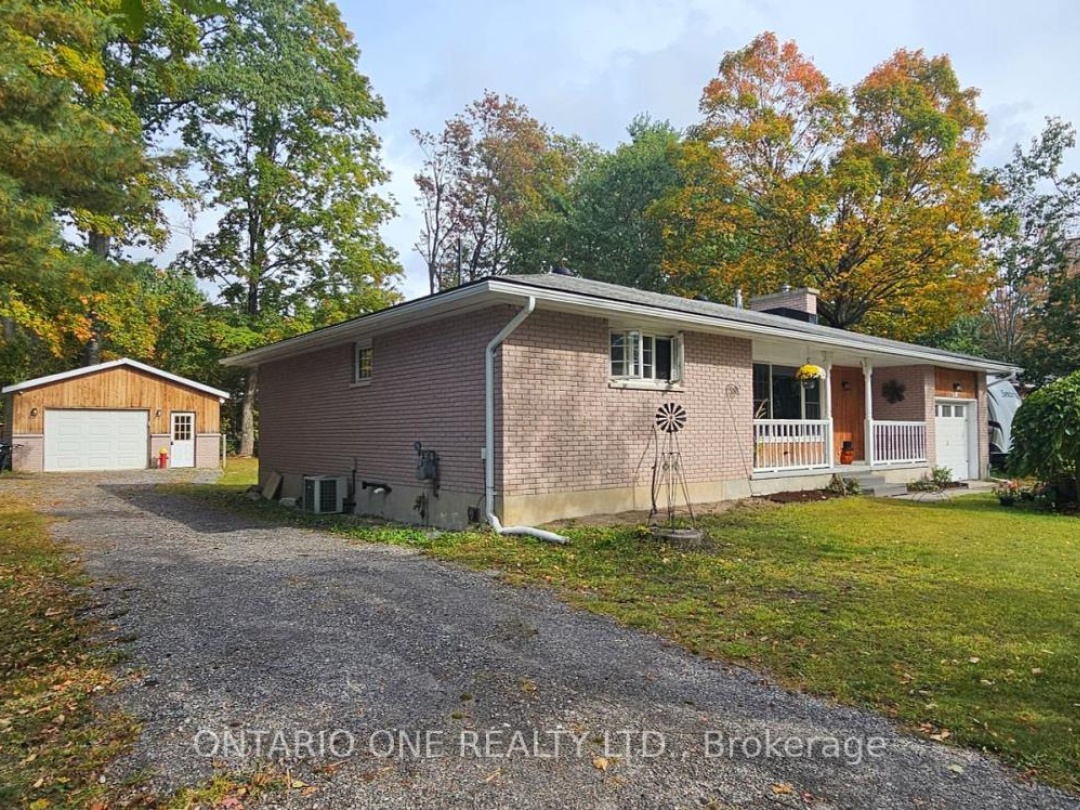 550 MUSKOKA BEACH ROAD, 