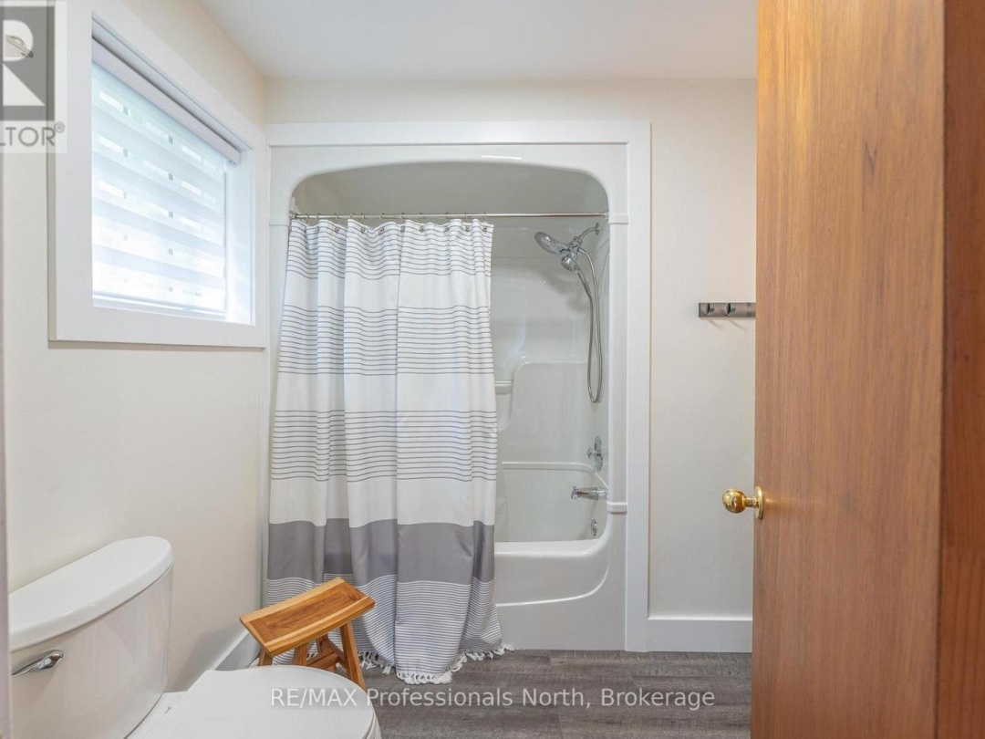 1006 TENNYSON ROAD, 