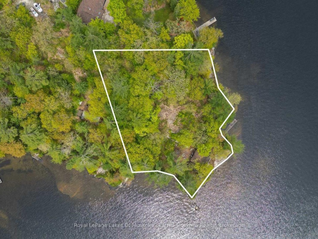 134 Pond Road, Six Mile Lake