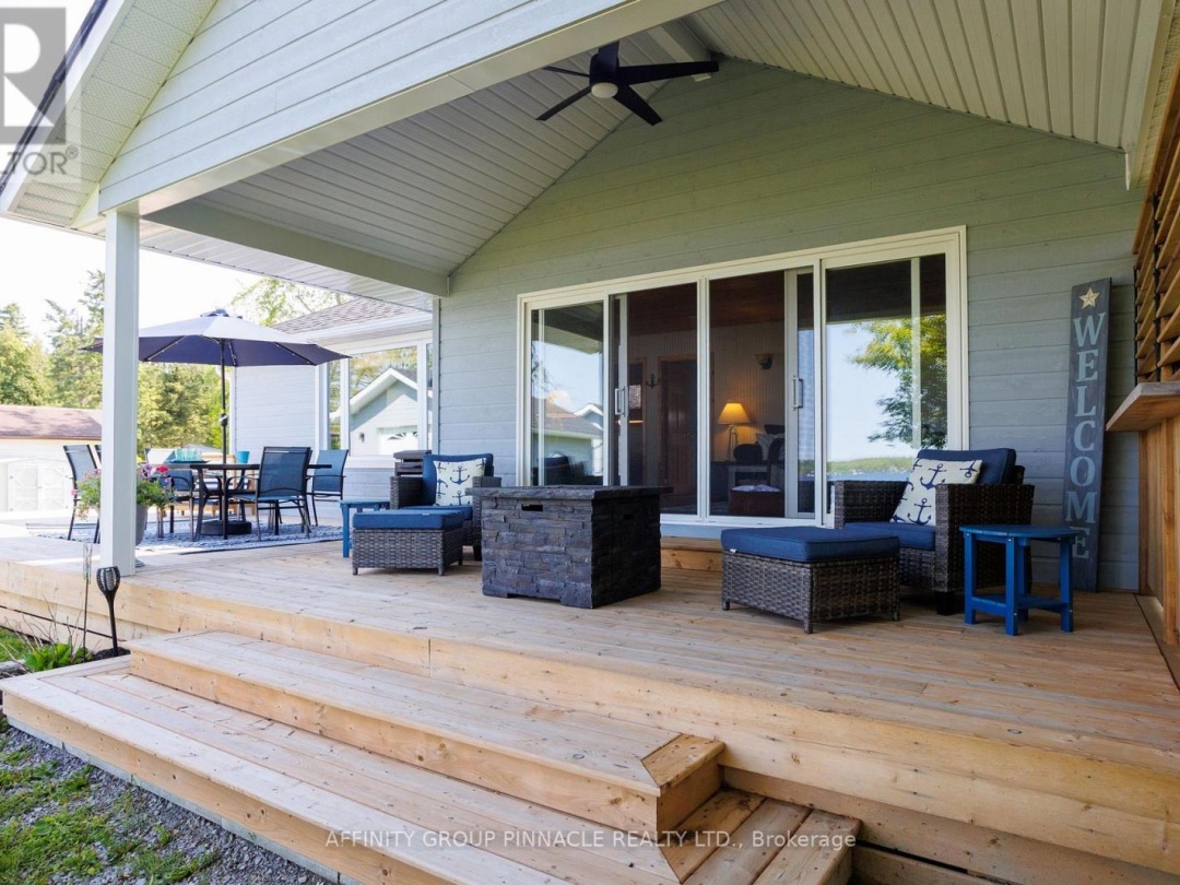 12 GILLIS STREET, Sturgeon Lake