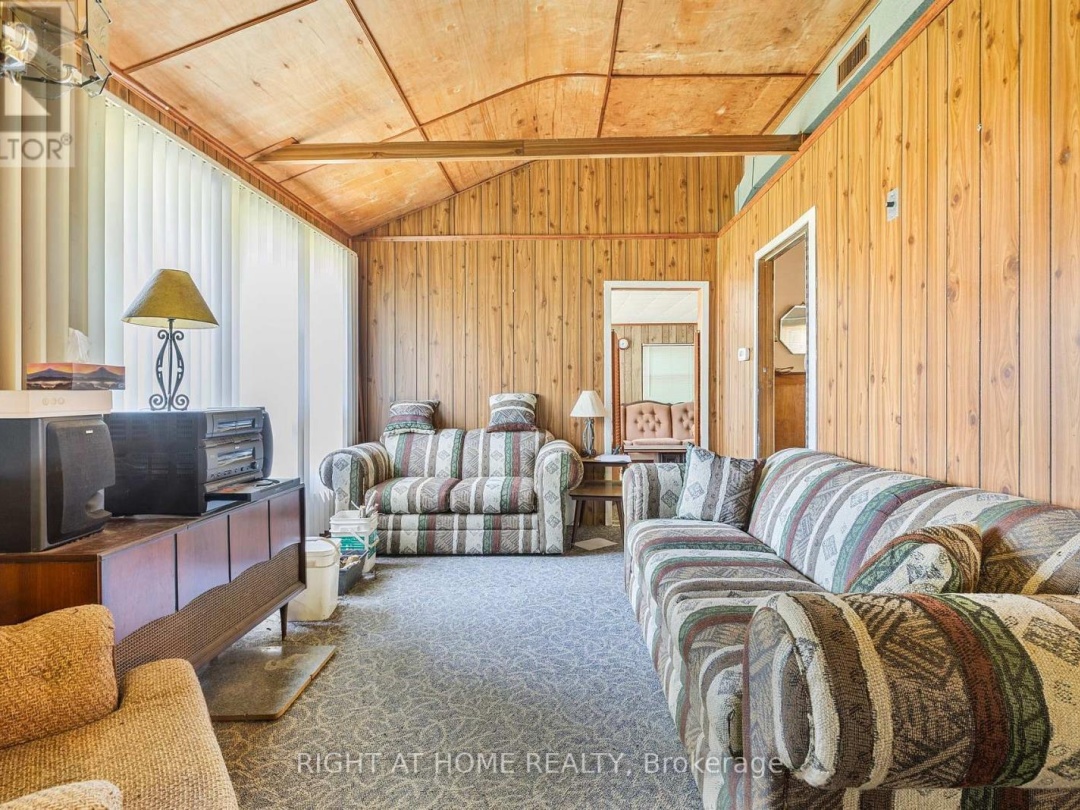 194 MCGUIRE BEACH ROAD, 
