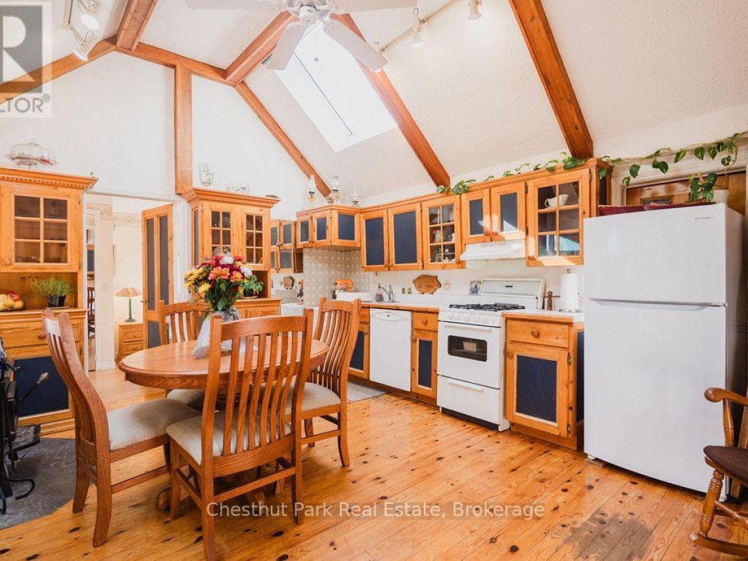 1150 CARLSMOUNT ROAD, 