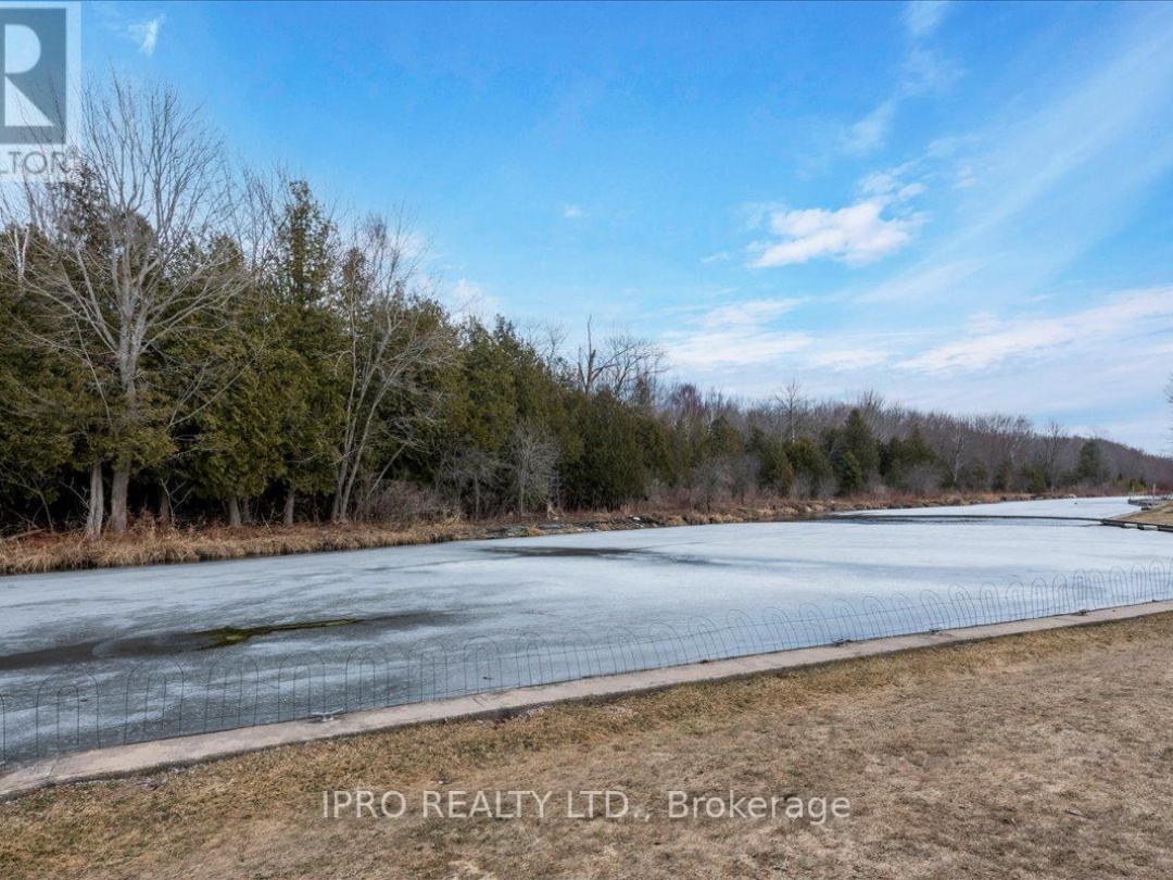 21 71 Laguna Parkway Parkway, Lake Simcoe