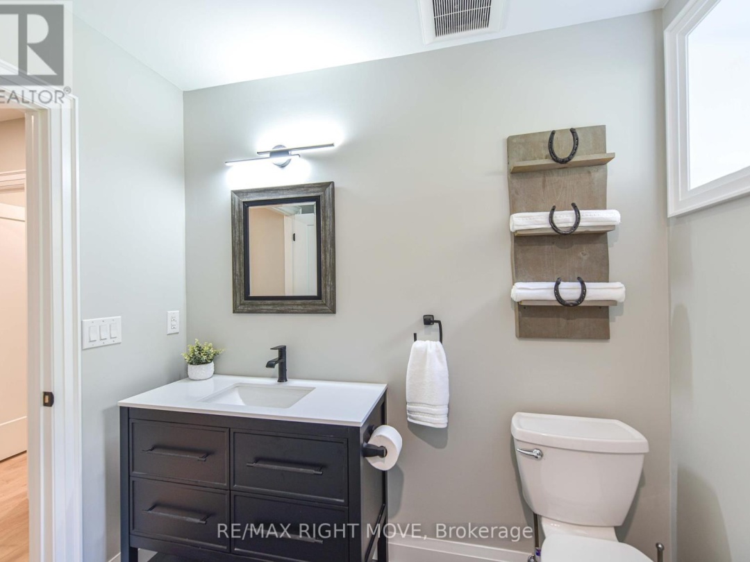 2272 Monck Road, Ramara
