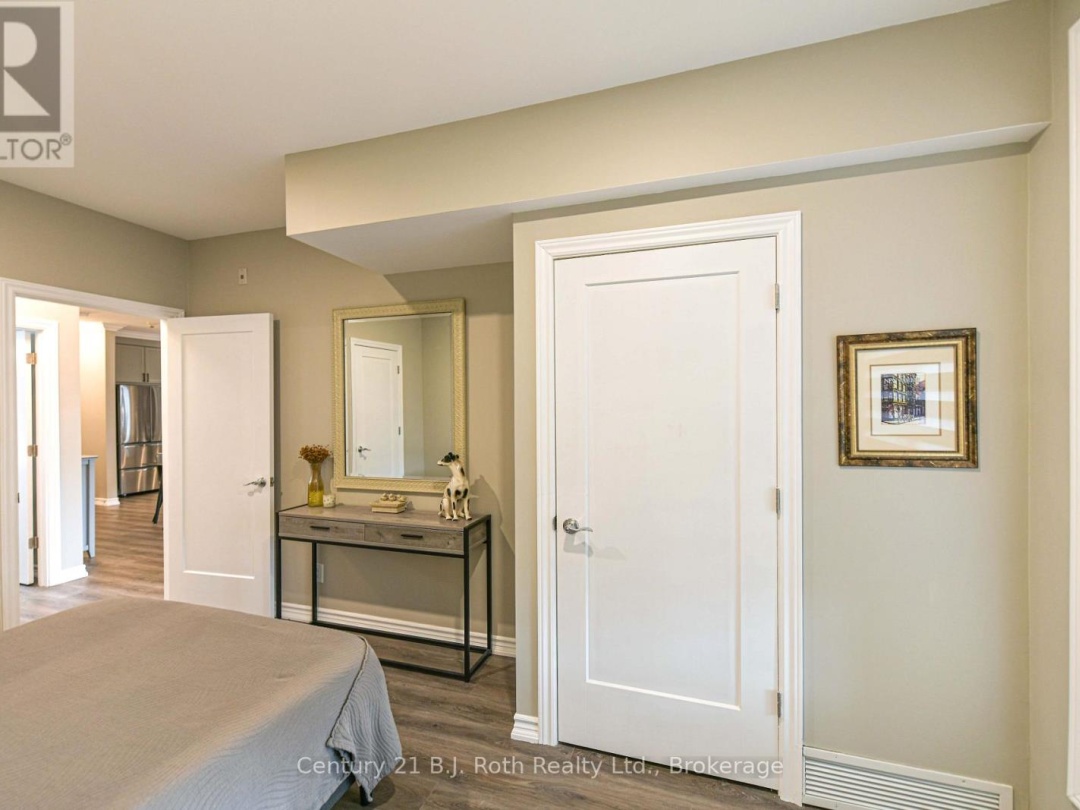 315 - 140 CEDAR ISLAND ROAD, 