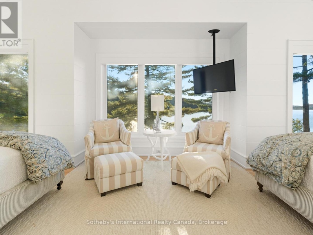 800 BIG ISLAND ROAD, 