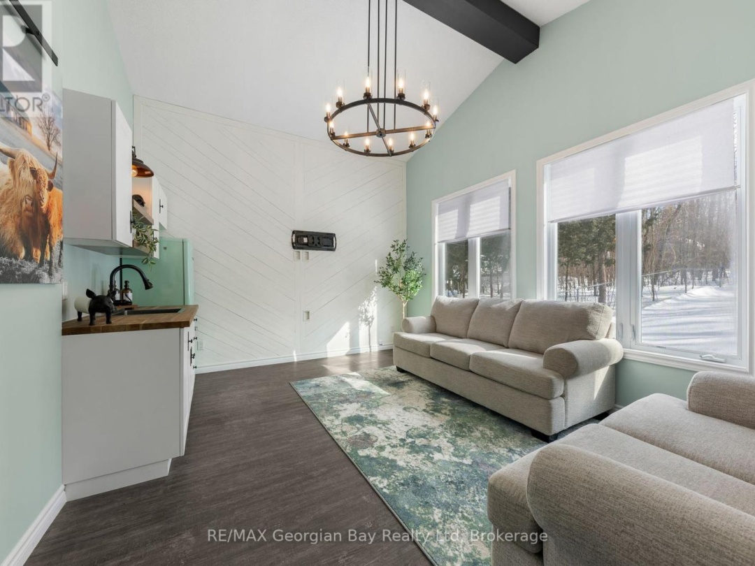 1745 TWIN OAKS CRESCENT, Matchedash 
