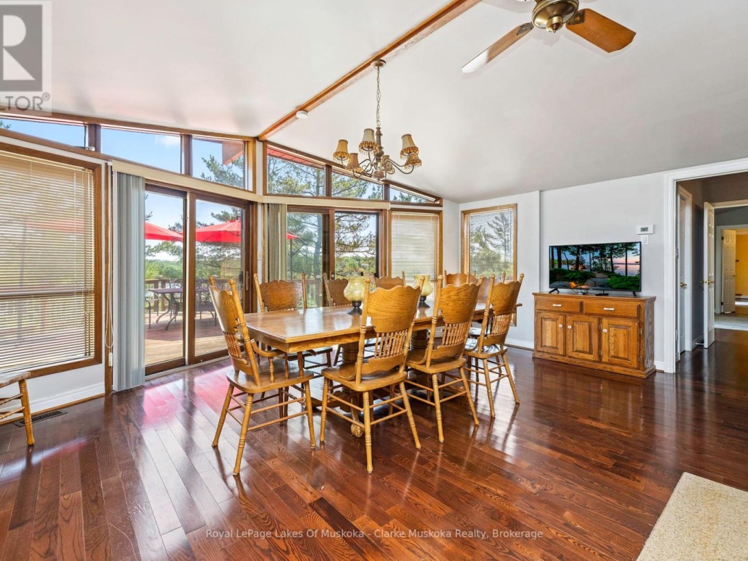 104 POINTS OF VIEW ROAD, 