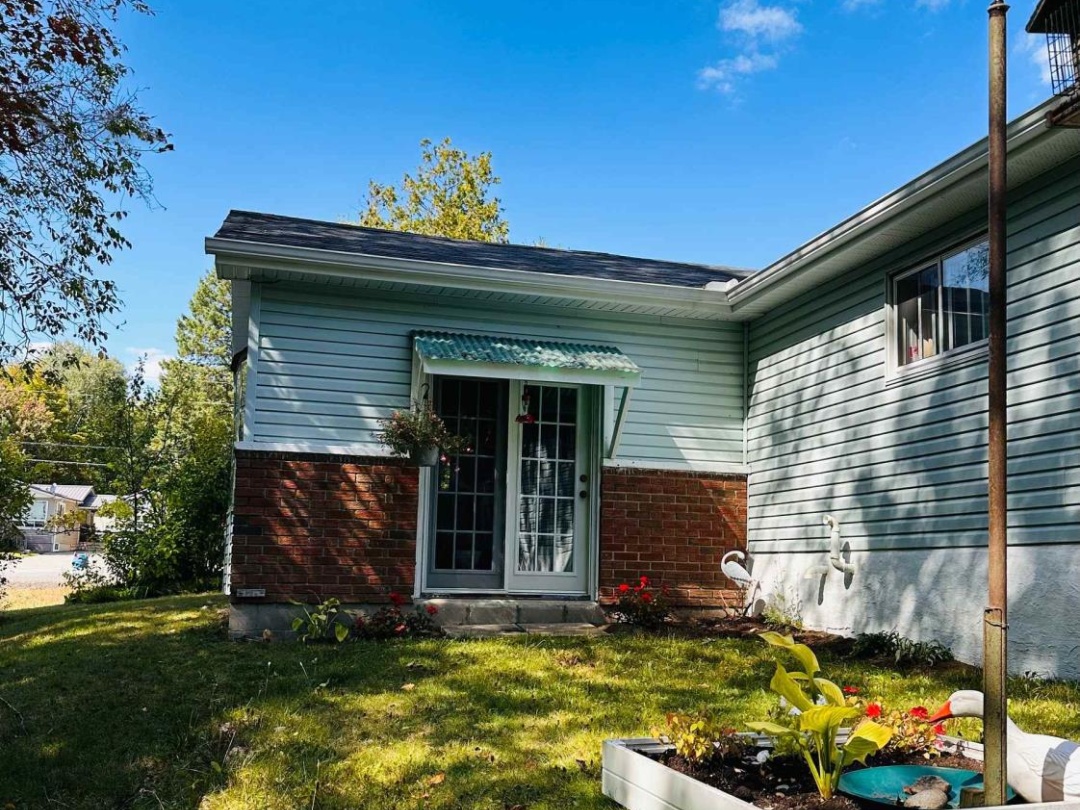 1671 HWY 60 HIGHWAY, 