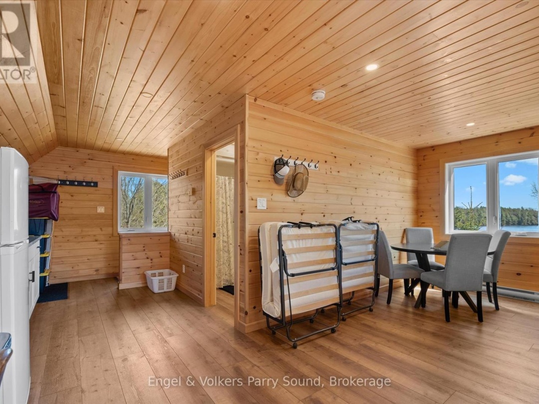 201 Loch Erne Road, Vowel Lake