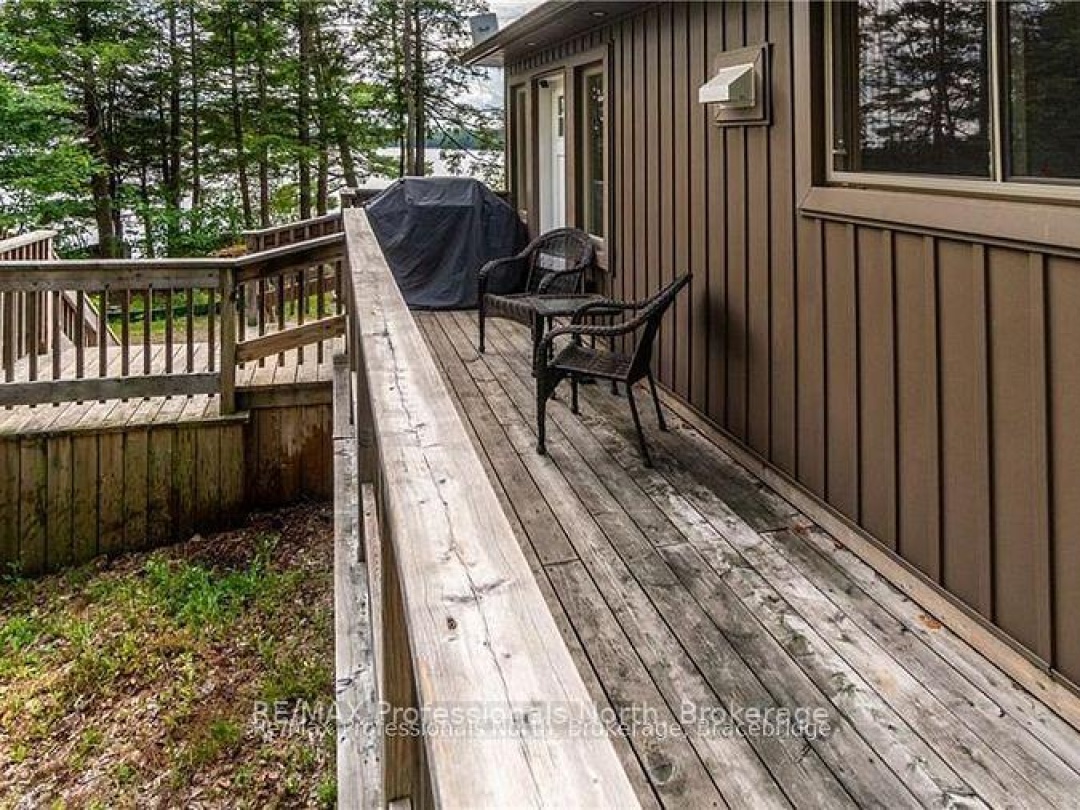 1032 Lakeshore Drive S, Leech Lake