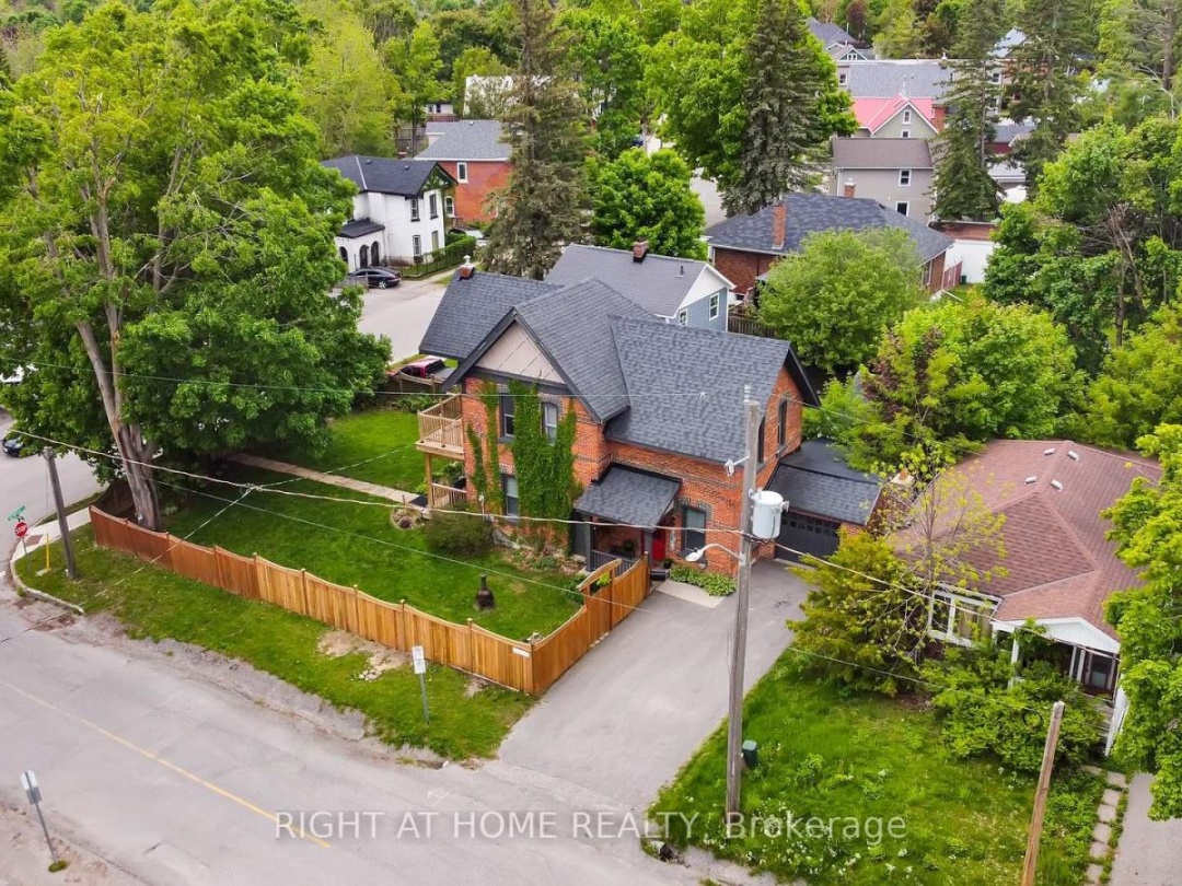 182 Nottawasaga Street, Orillia