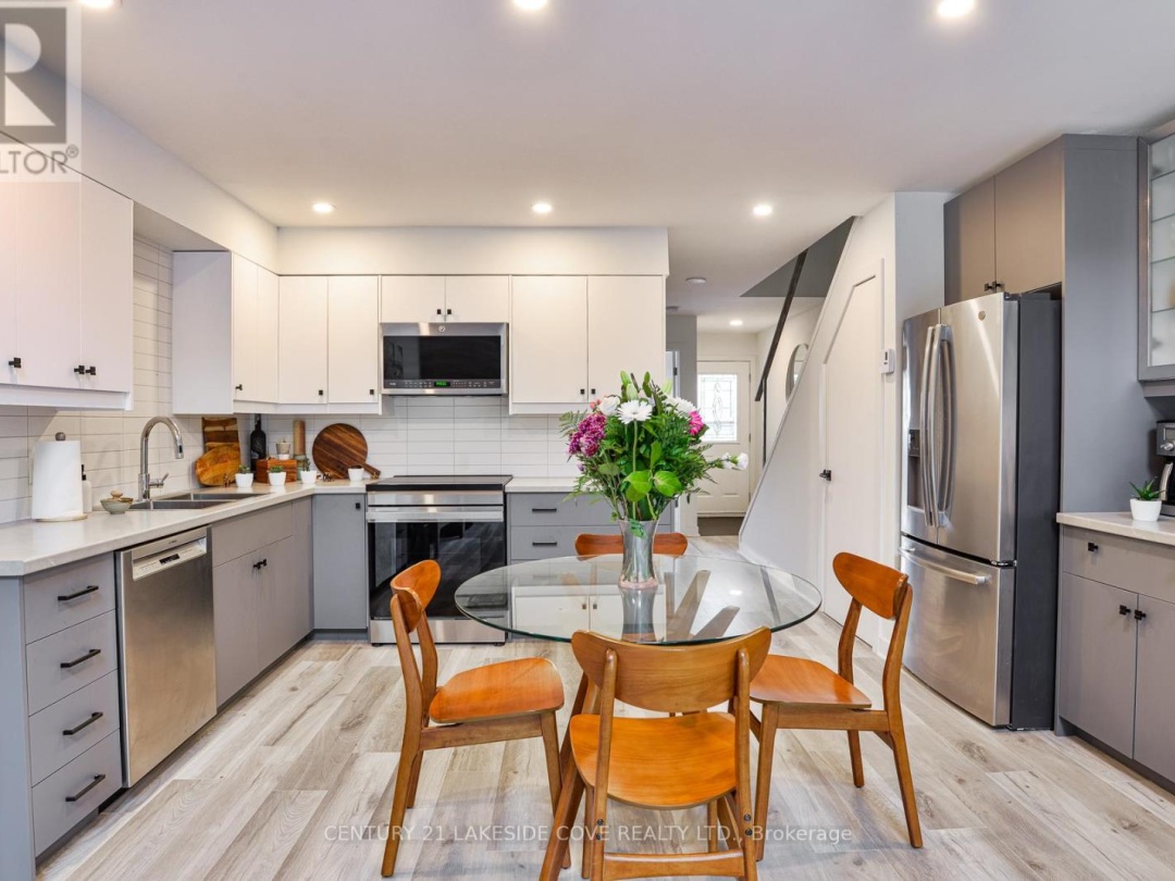 Unit 13 31 Laguna Parkway, Lake Simcoe