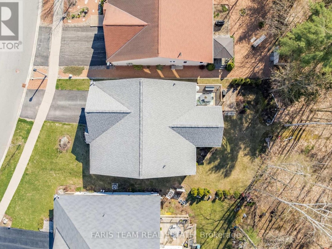 145 PINERIDGE GATE, 