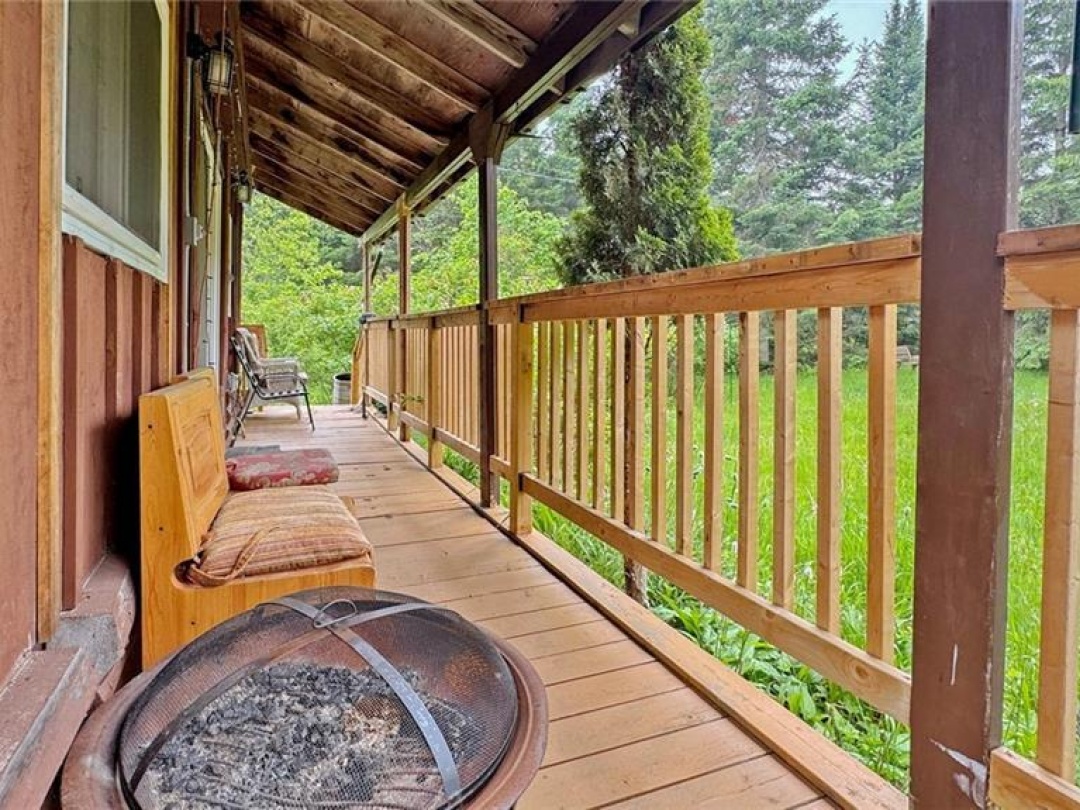 2808 Gelert Road, Minden Hills