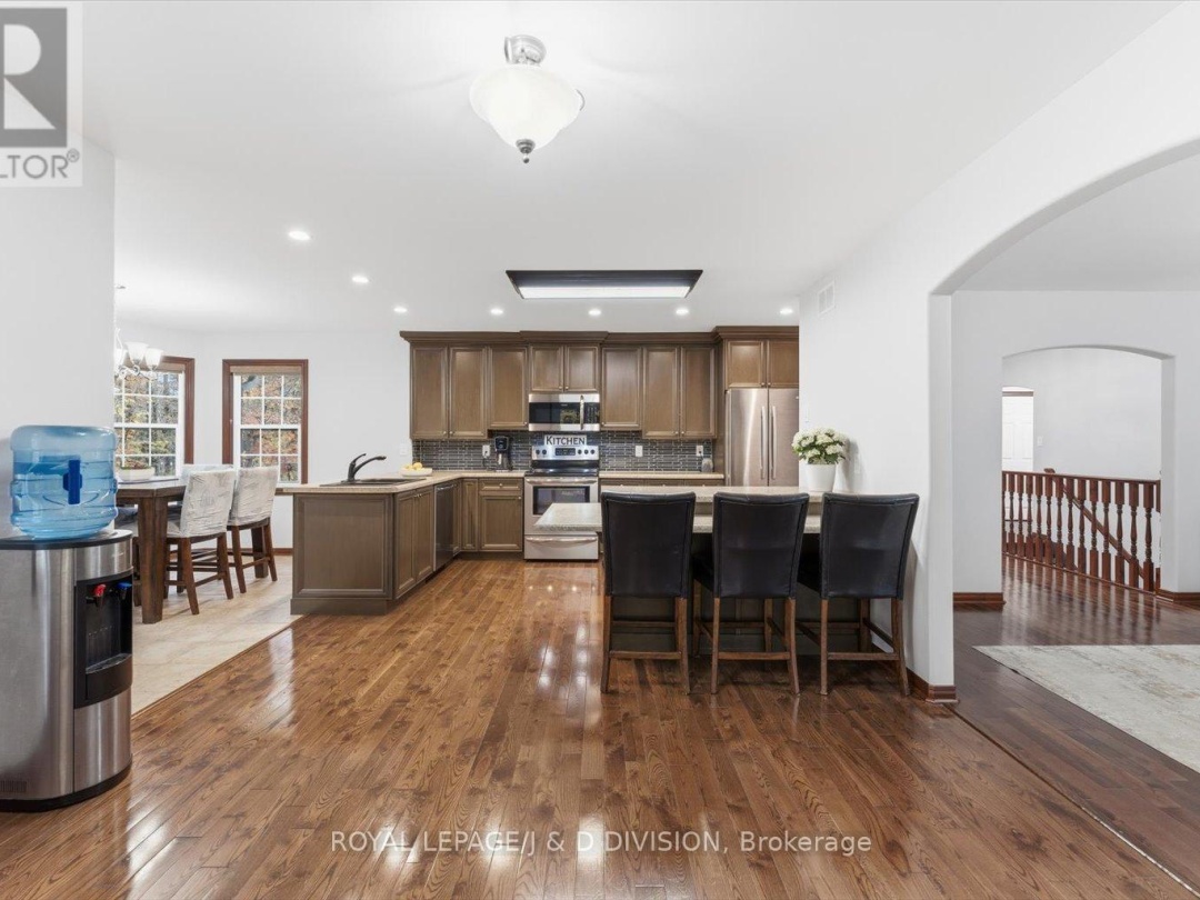 2925 PINECONE TRAIL, 