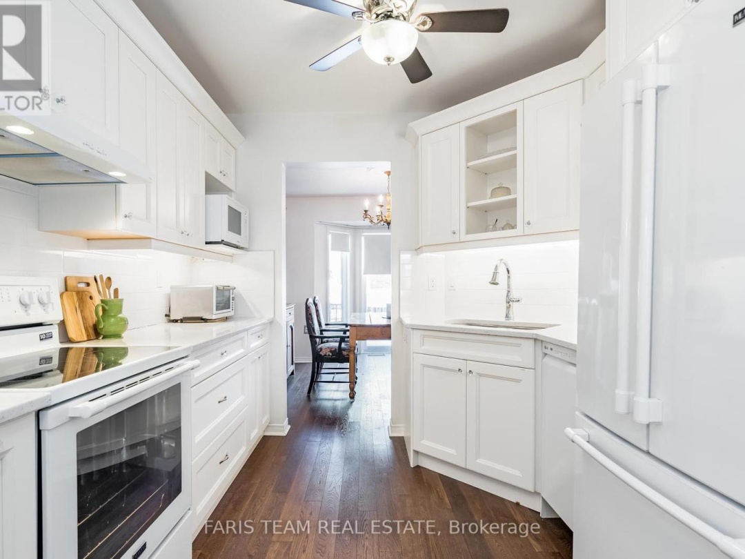 422 40 Museum Drive, Orillia