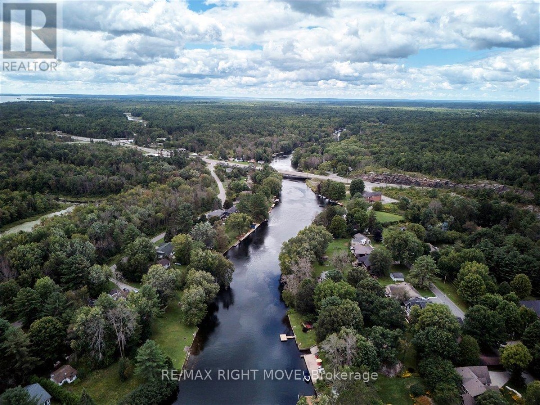 1032 Cowbell Lane, Severn Lake