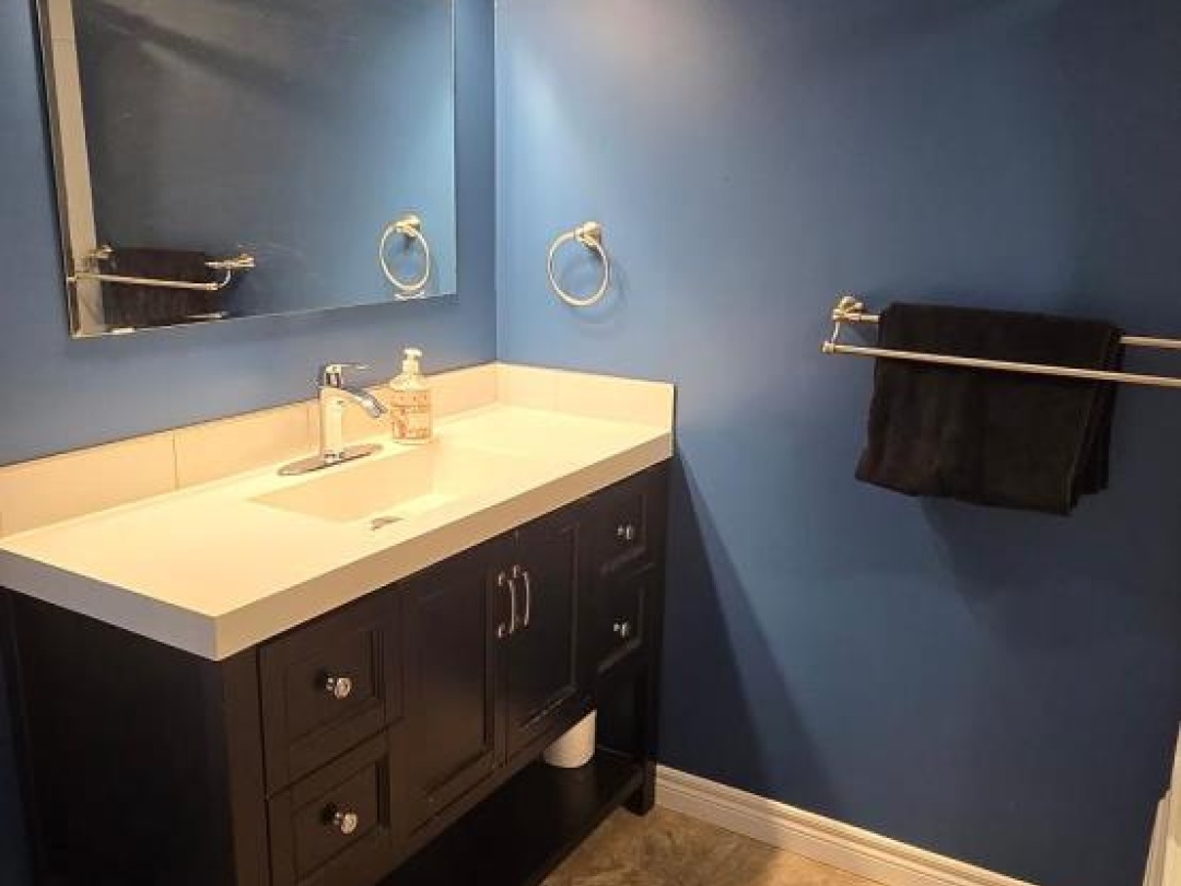 34 PRINCE STREET W, 