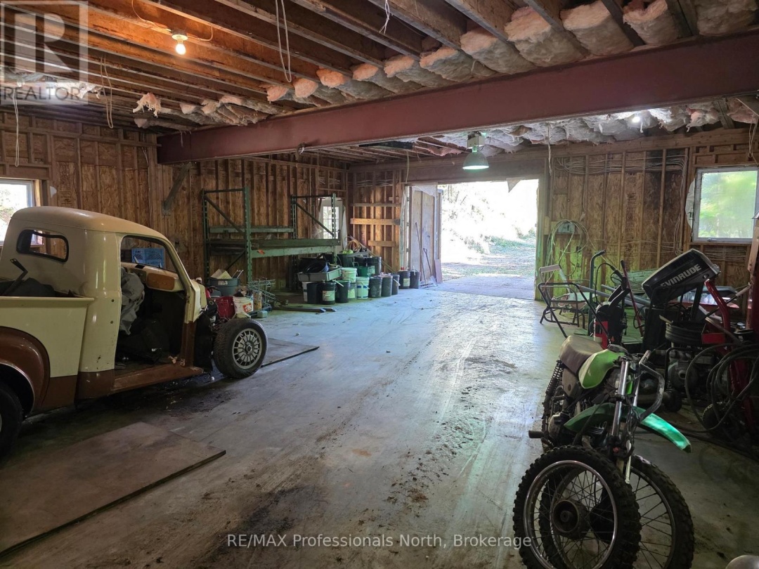 92 CONCESSION 2 & 3 ROAD W, 