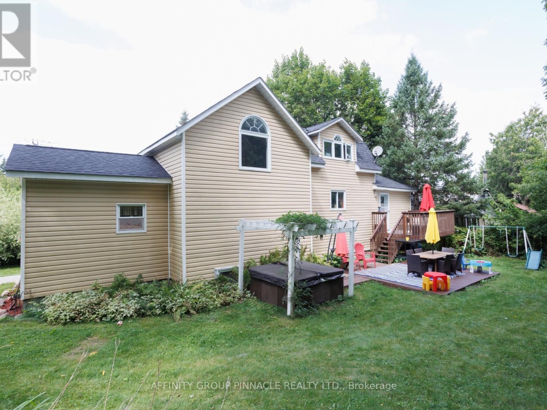 3462 MONCK ROAD, 