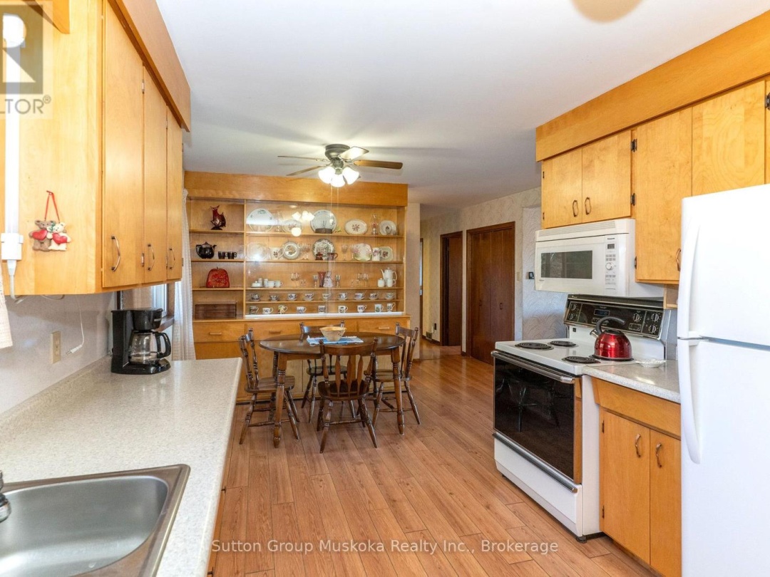 467 WEST BROWNS ROAD, 