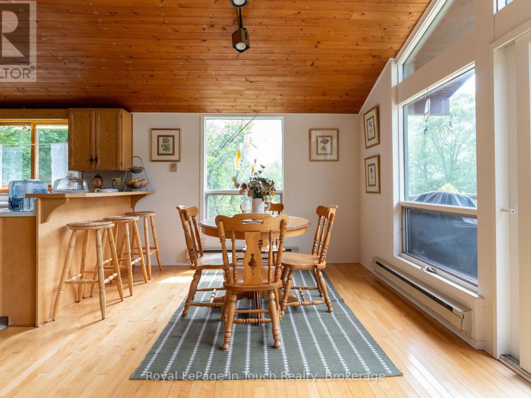 3098 ISLAND 1040, 
