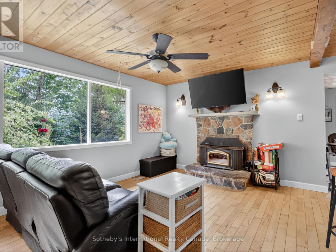 1132 LIMBERLOST ROAD, 