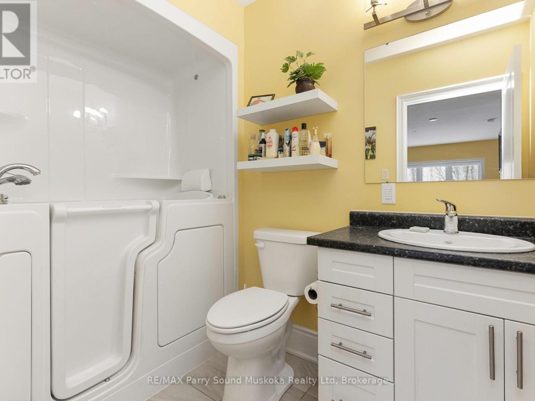 303 - 11B SALT DOCK ROAD, 