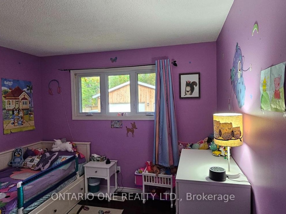 550 MUSKOKA BEACH ROAD, 