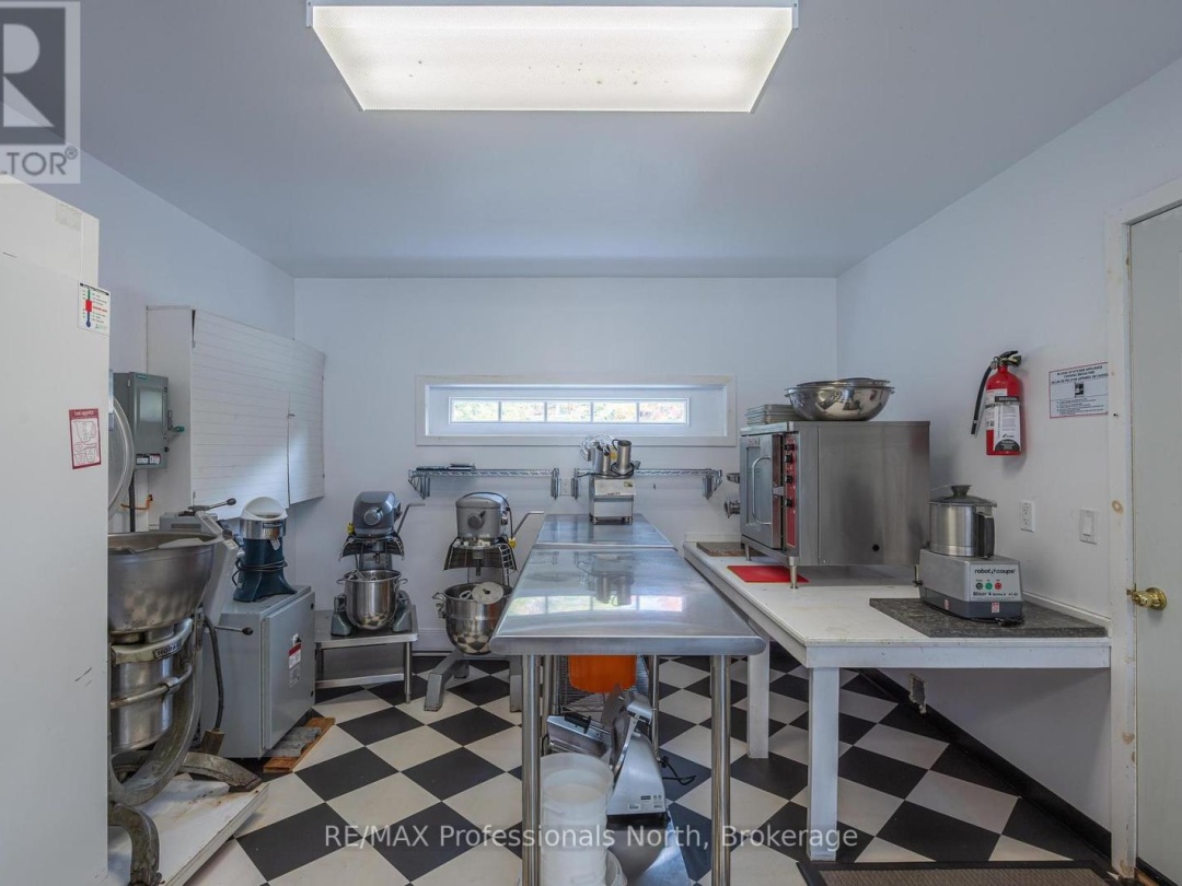 1110 SEDGWICK ROAD, 