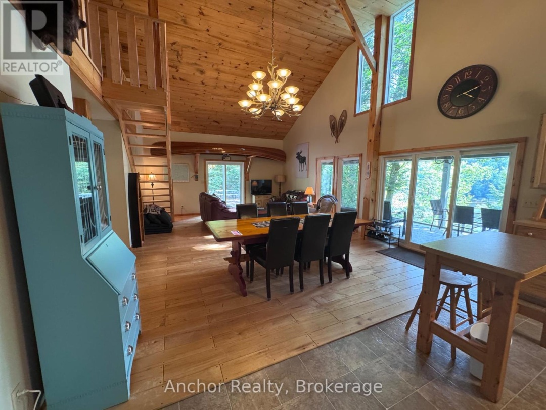 10469 LITTLE HAWK LAKE, 