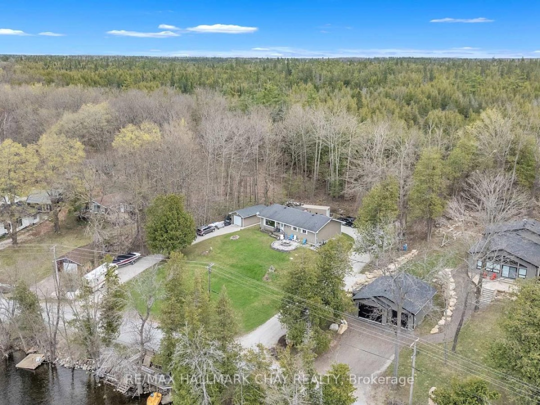 138 Lake Dalrymple Road, Dalrymple Lake