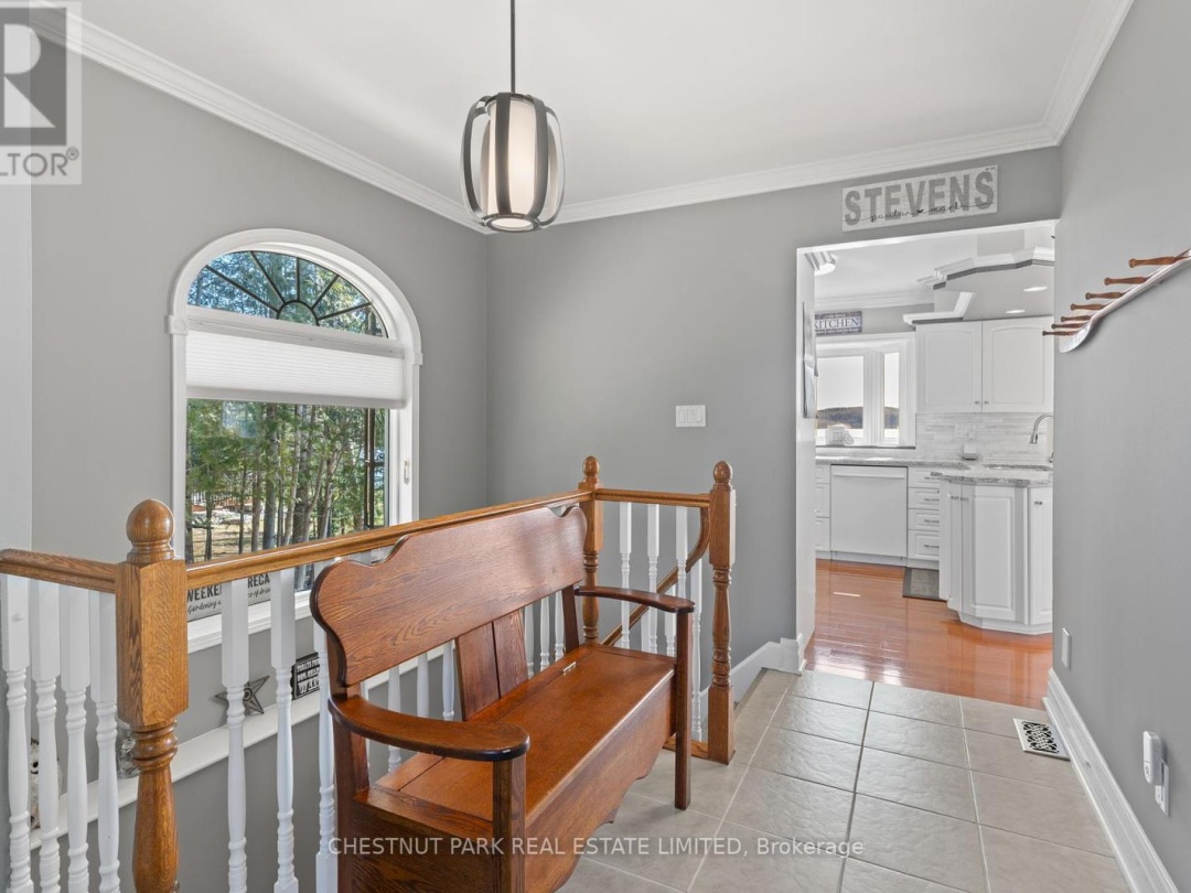 1168 Curry Road, Haliburton Lake