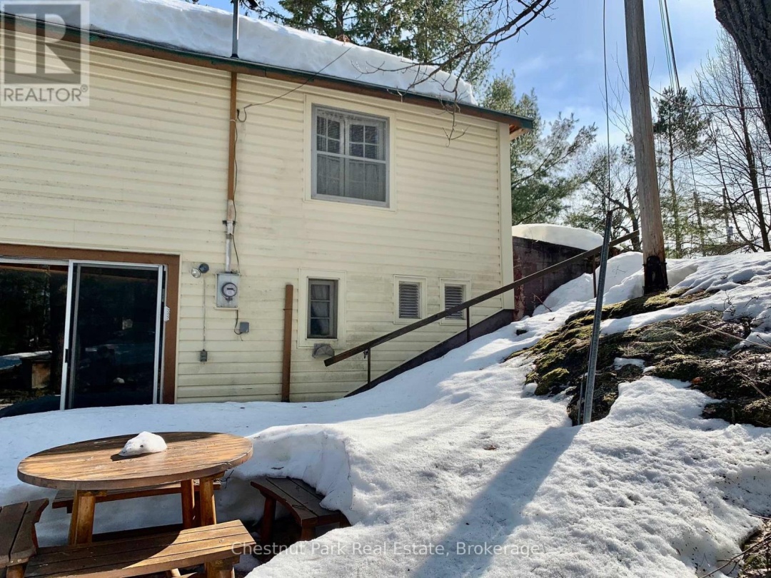 2 2 1051 Wigwam Lodge Road, Kahshe Lake