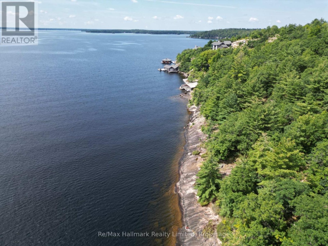 1091 Strawberry Lane, Lake Muskoka